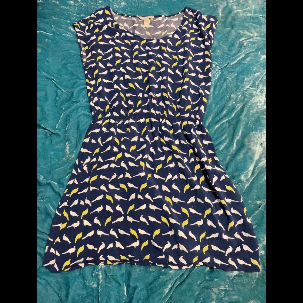 Banana republic dress  w/all over bird print sz L